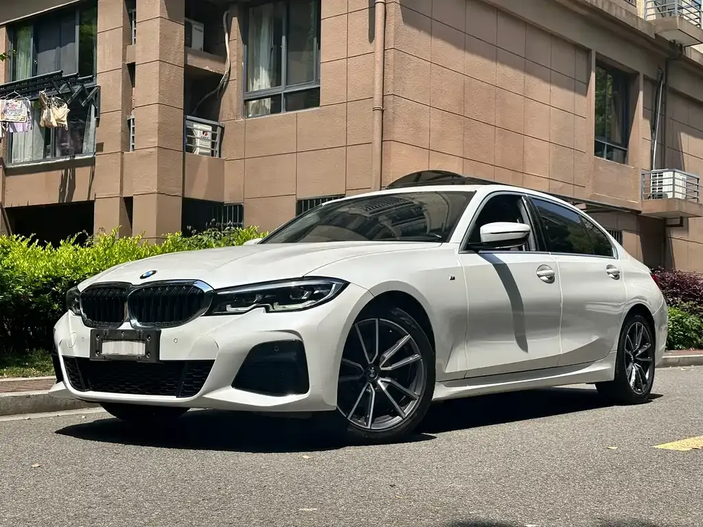 BMW 3 Series — фото 1