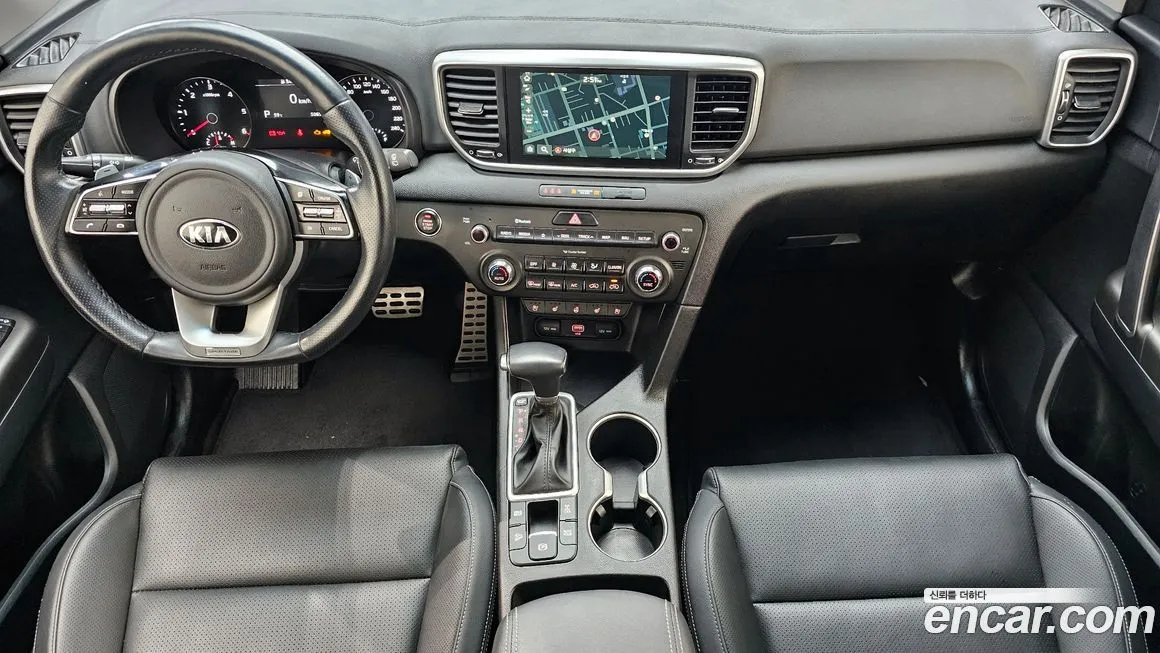 Kia Sportage — фото 10