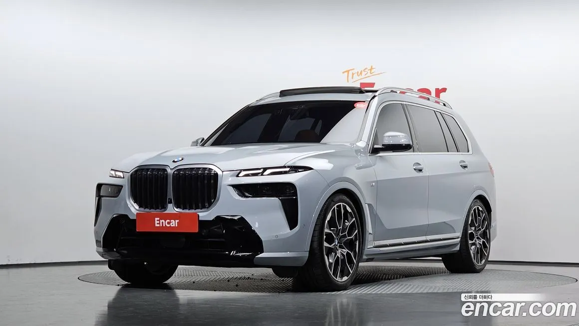 BMW X7 — фото 1