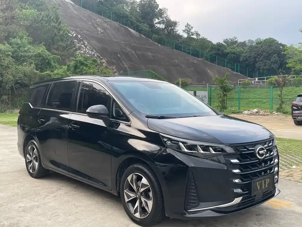 GAC Motor Trumpchi M6 — фото 10