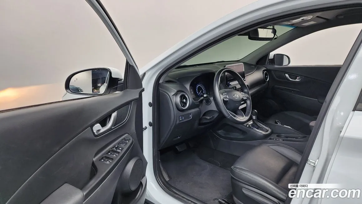 Hyundai Kona — фото 2