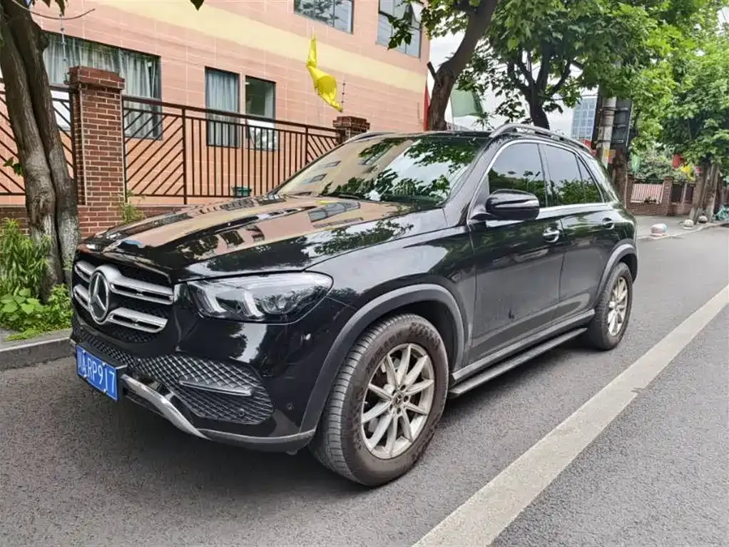 Mercedes-Benz GLE — фото 1