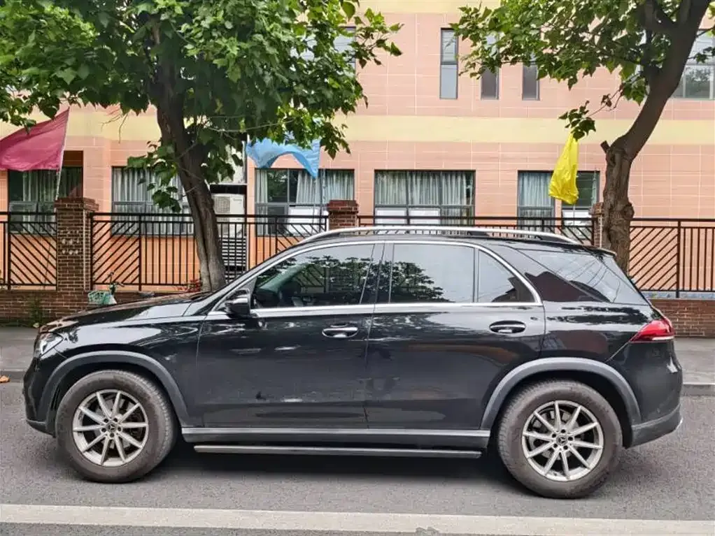 Mercedes-Benz GLE — фото 7