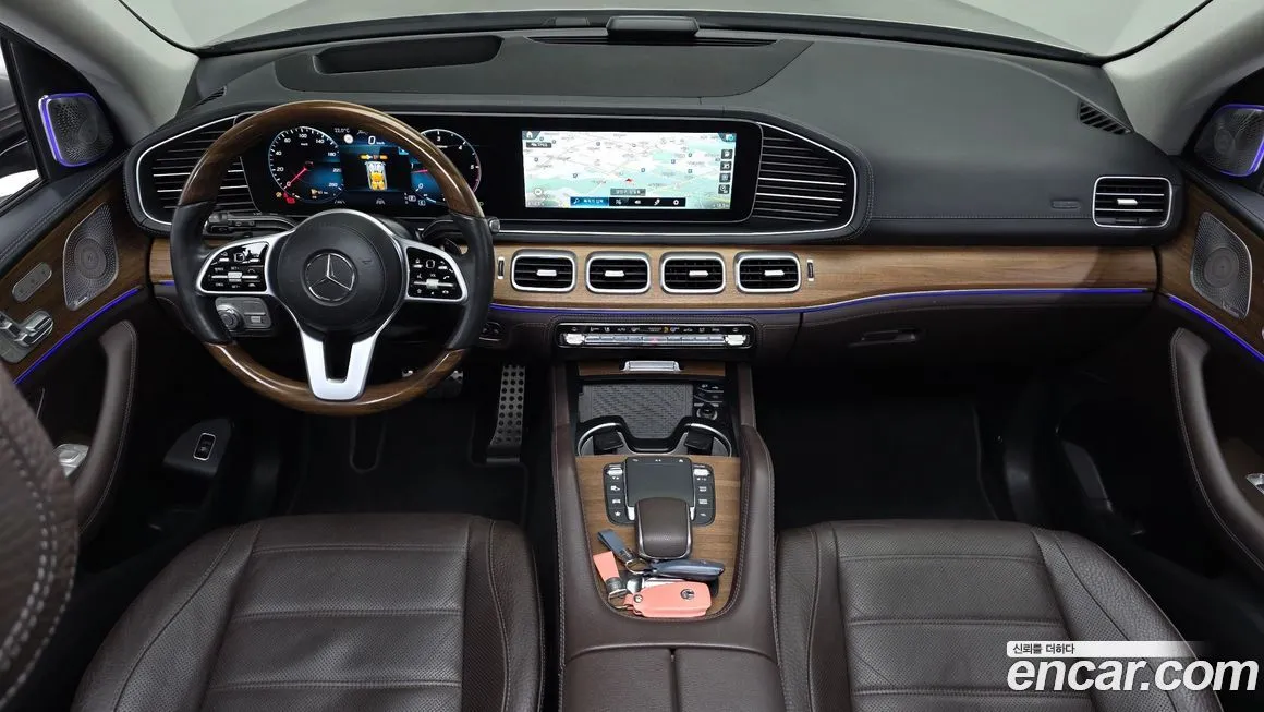Mercedes-Benz GLS-Class — фото 10