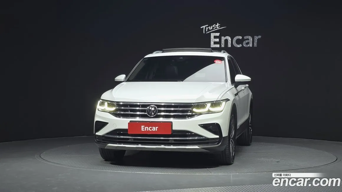 Volkswagen Tiguan — фото 6