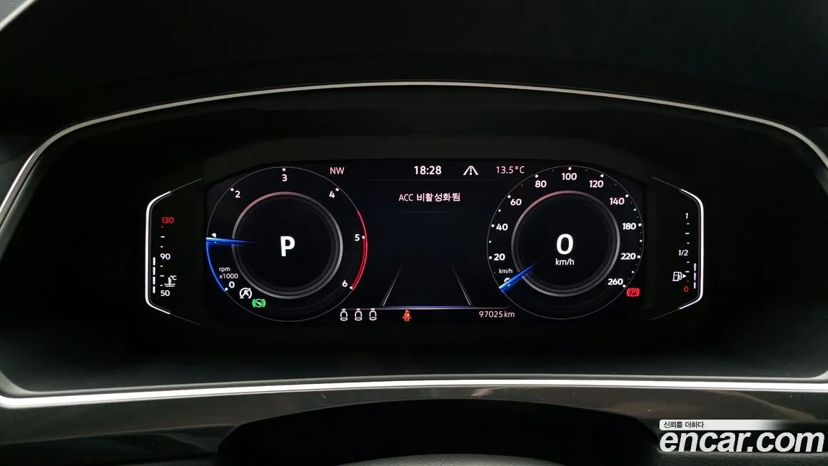 Volkswagen Tiguan — фото 3