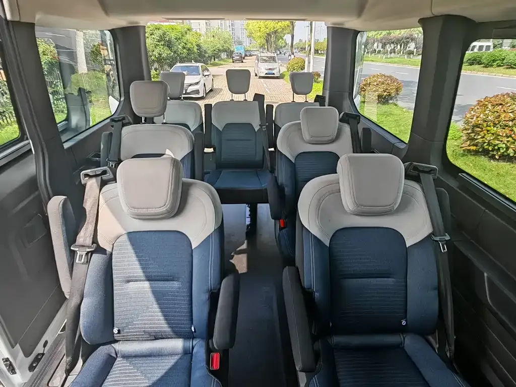 Ford E-Transit — фото 5