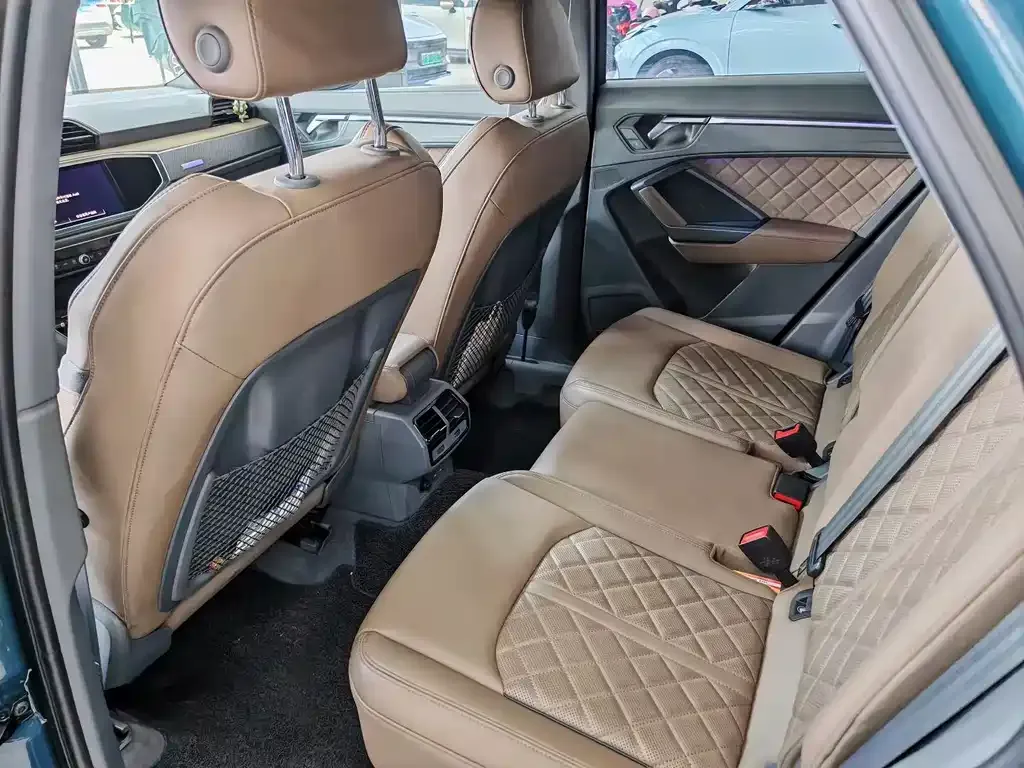 Audi Q3 Sportback — фото 2