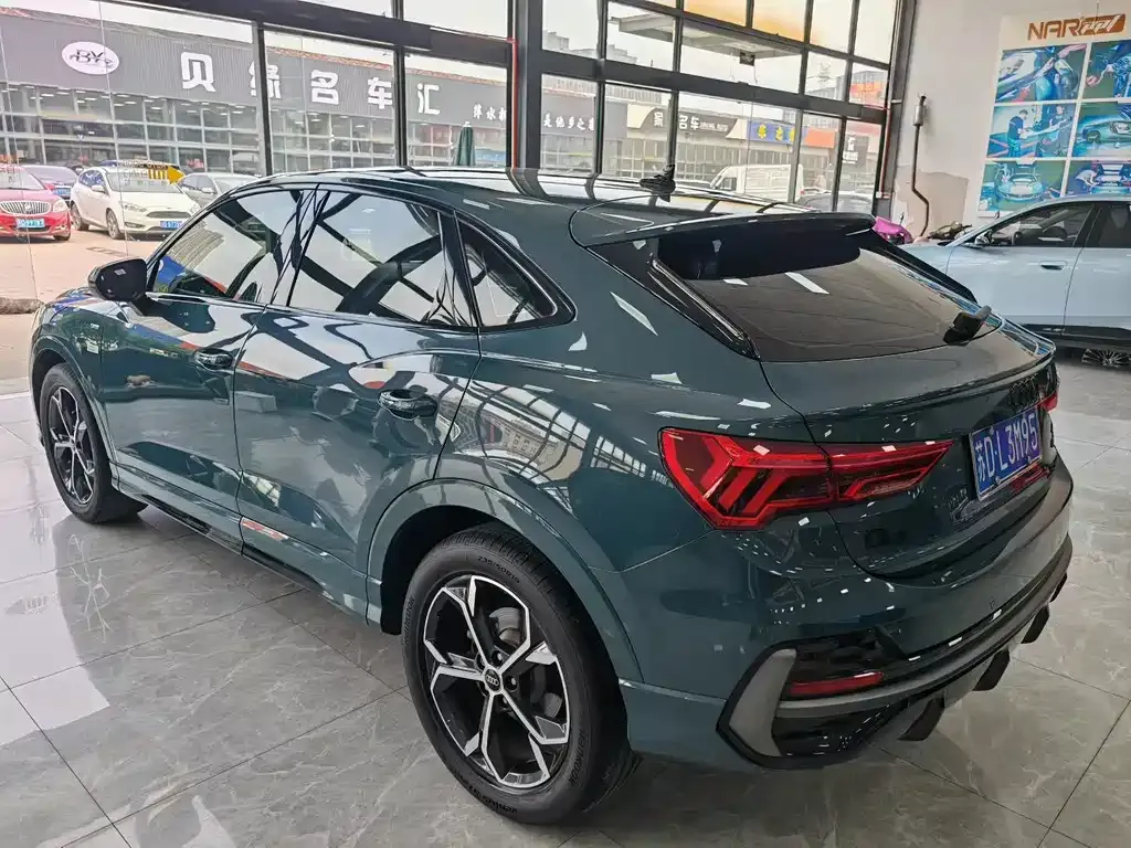 Audi Q3 Sportback — фото 3