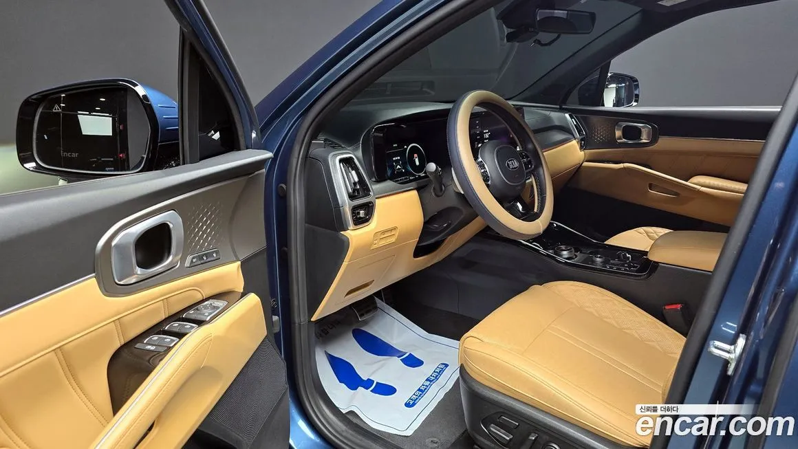 Kia Sorento — фото 10