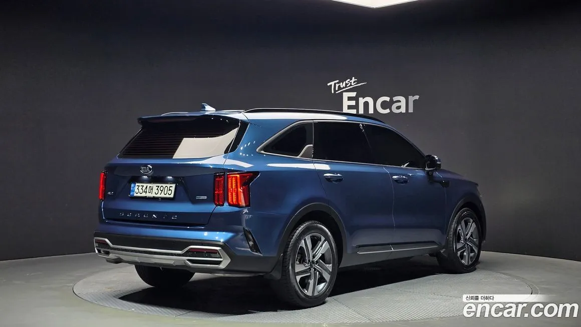 Kia Sorento — фото 5