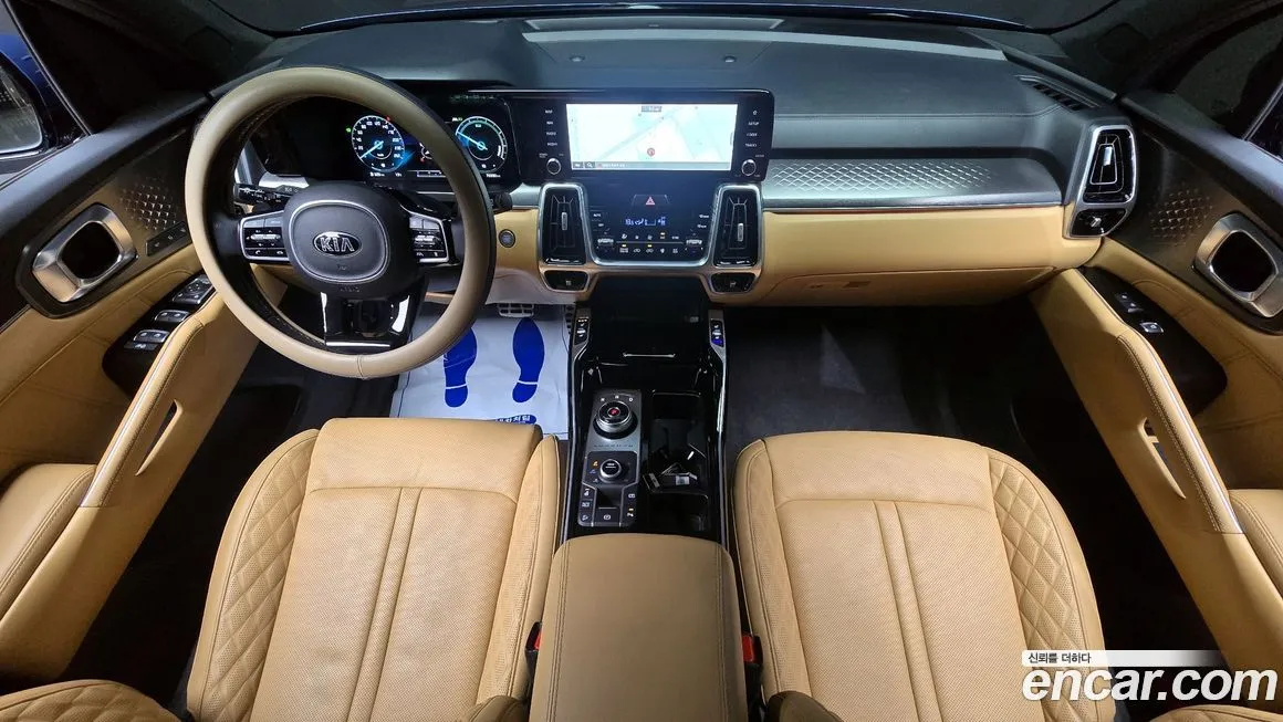 Kia Sorento — фото 8
