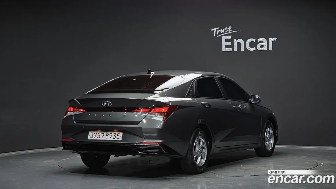 Hyundai AVANTE — фото 3
