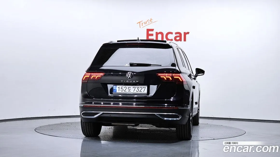 Volkswagen Tiguan — фото 2