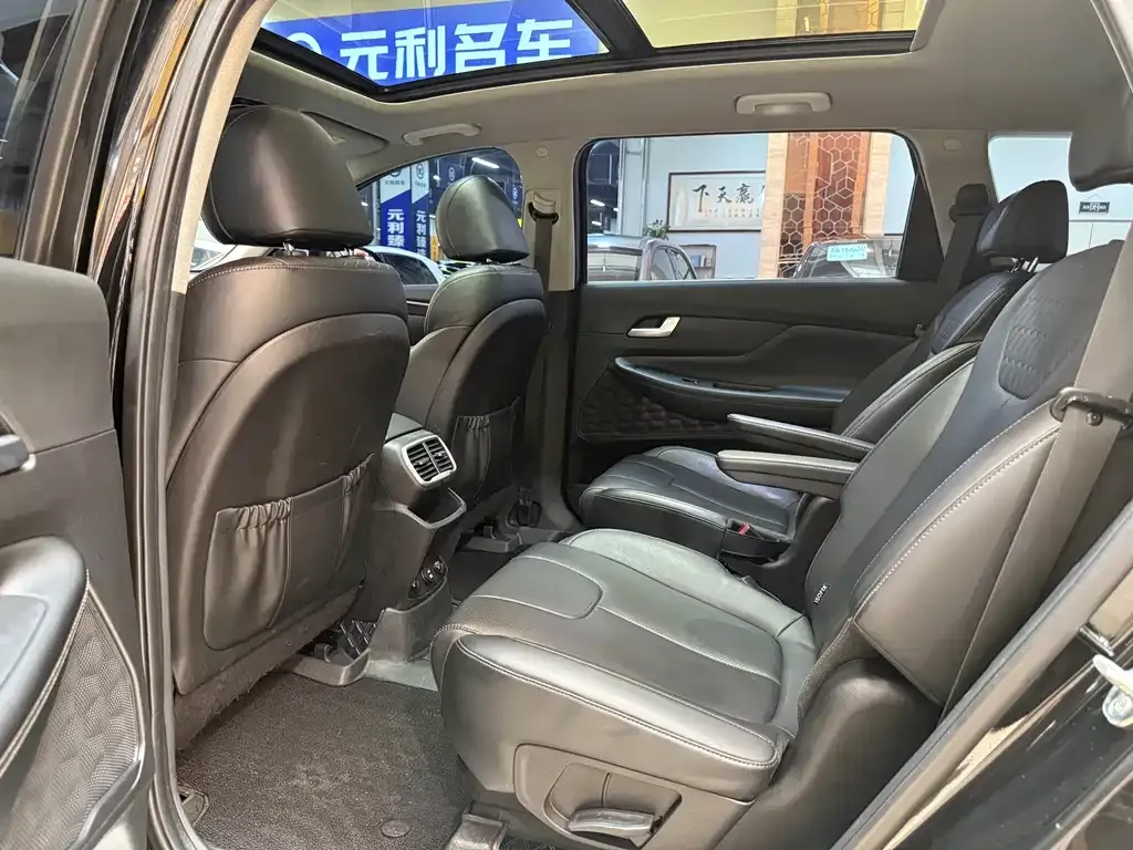 Hyundai Santa Fe — фото 6