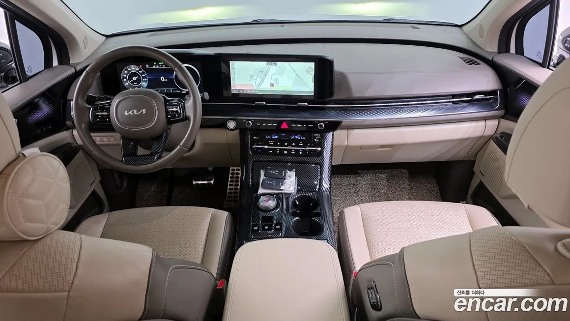 Kia Carnival — фото 9