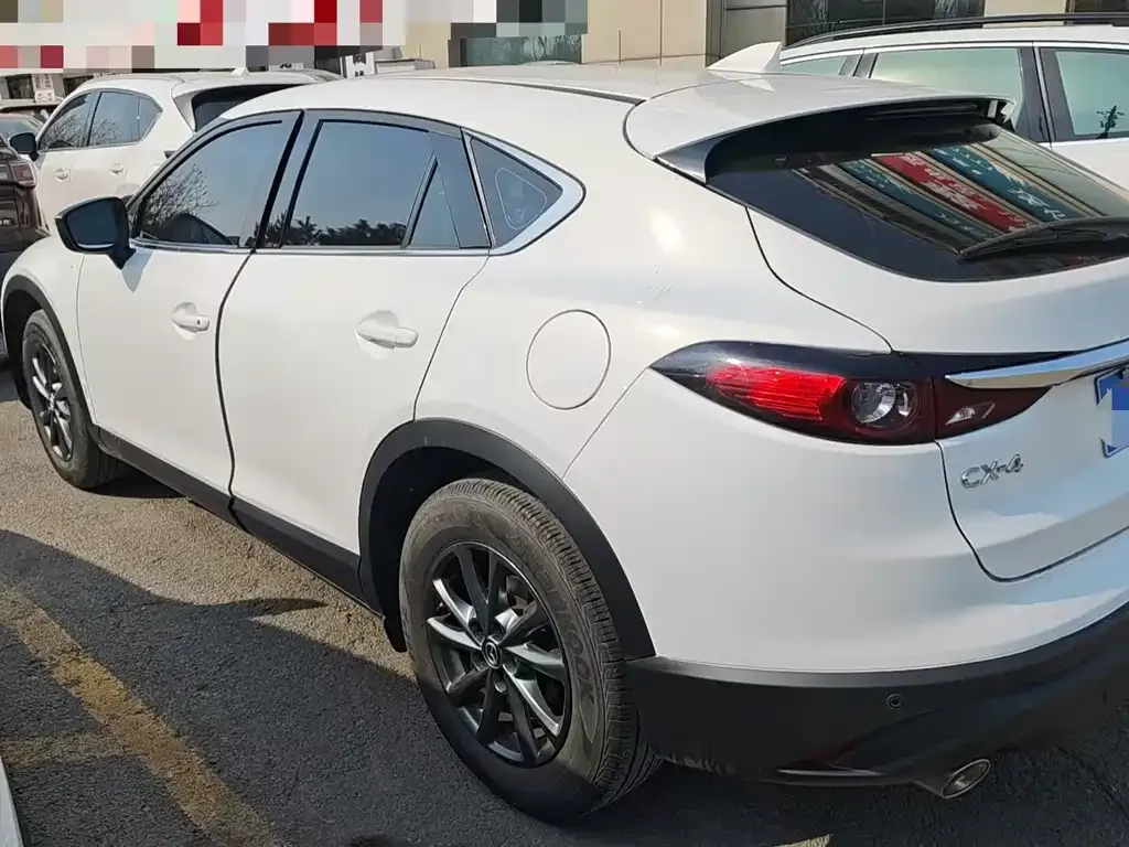 Mazda CX-4 — фото 7