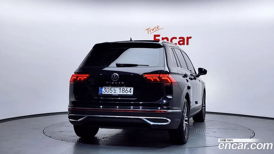 Volkswagen Tiguan — фото 3