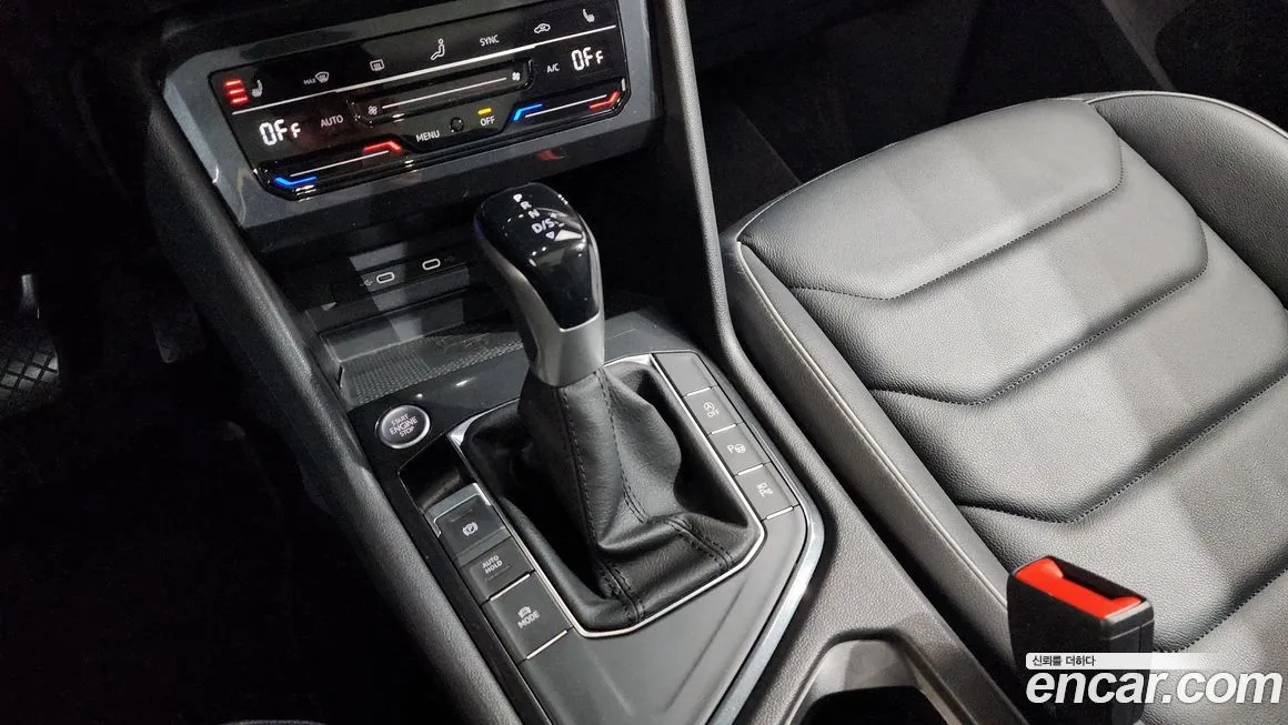 Volkswagen Tiguan — фото 6