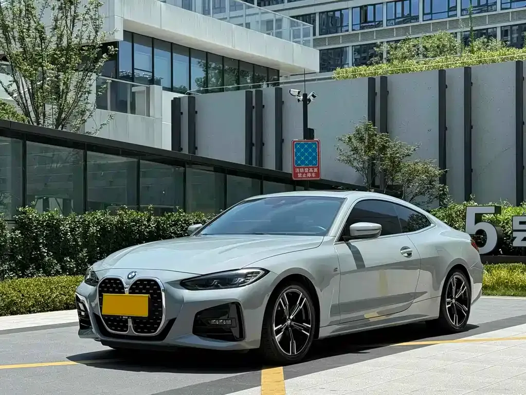 BMW 4 Series — фото 1