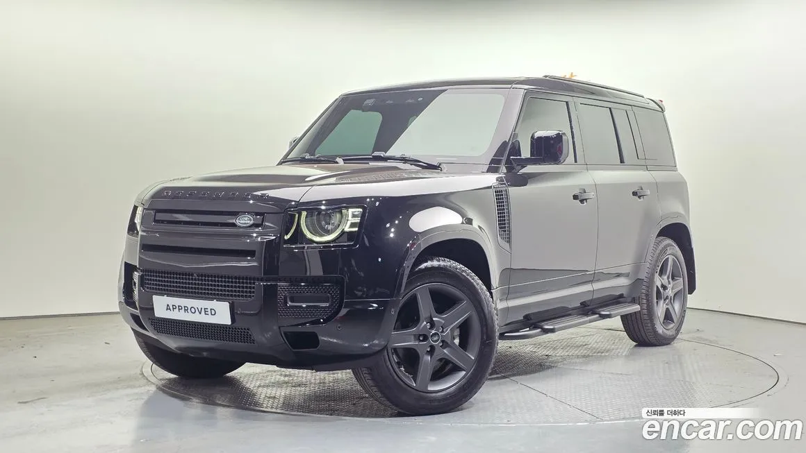 Land Rover Defender — фото 1