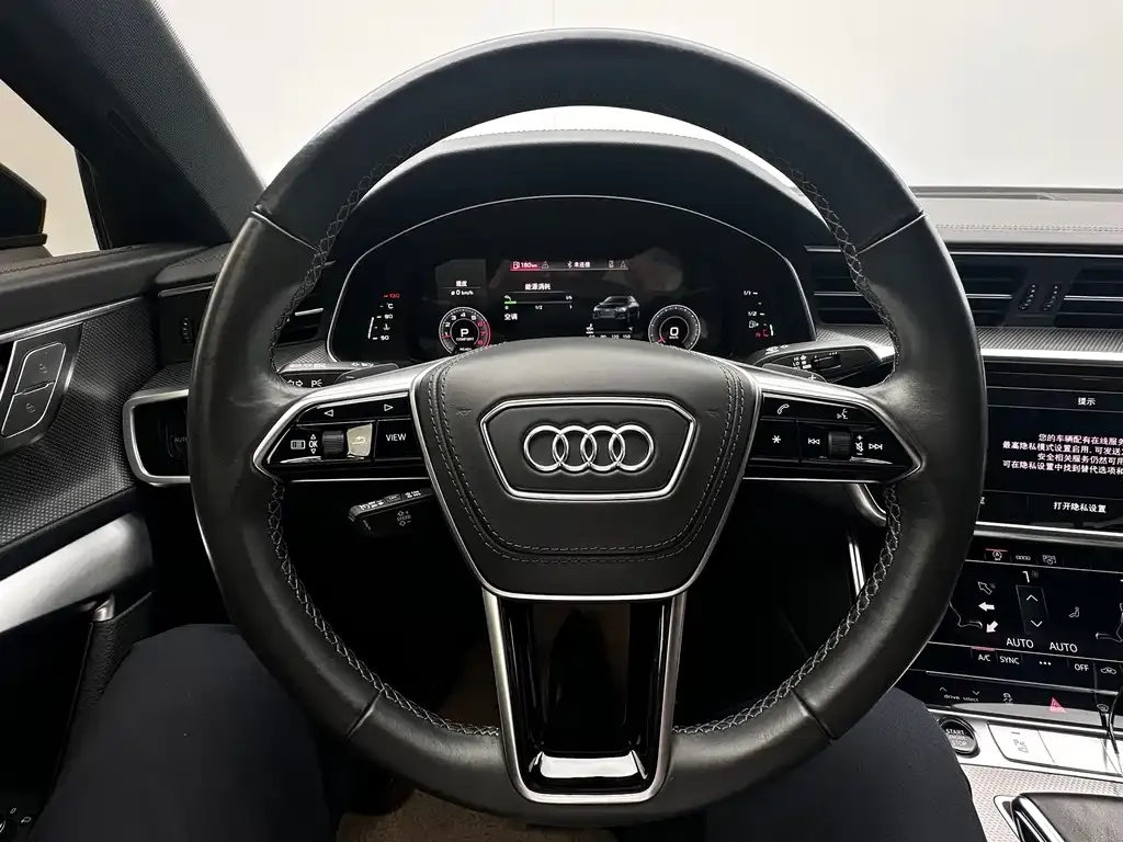 Audi A6L — фото 7