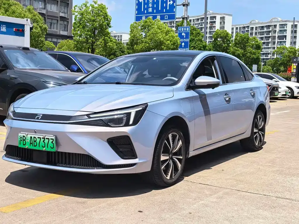 Roewe Feifan ER6 — фото 1