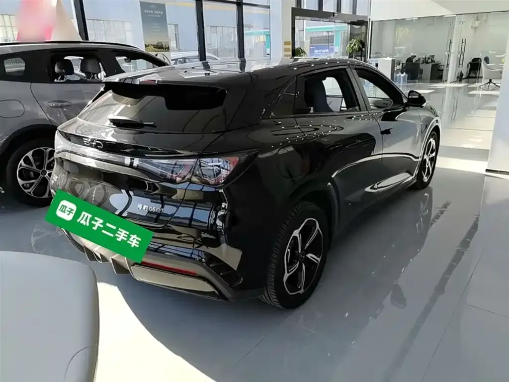BYD Seal 06GT — фото 9