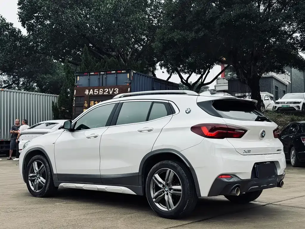 BMW X2 — фото 10