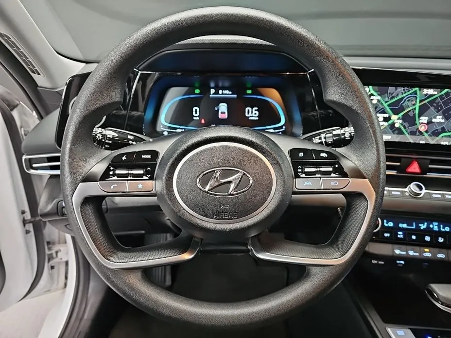 Hyundai AVANTE — фото 7