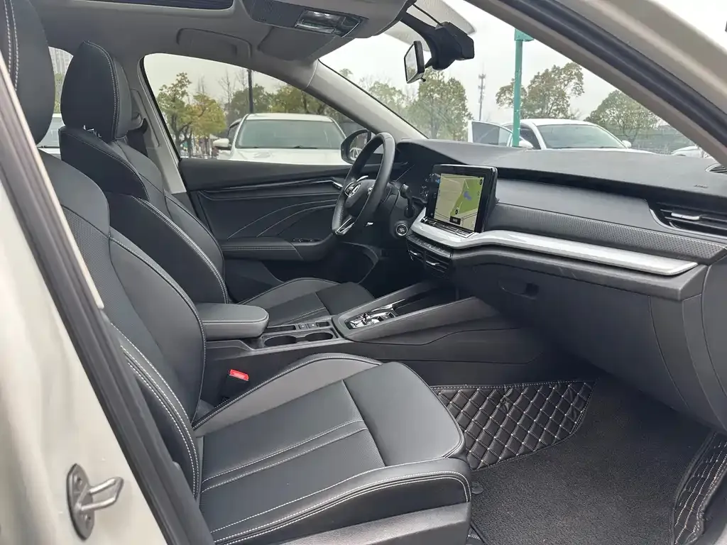 Skoda Octavia — фото 5