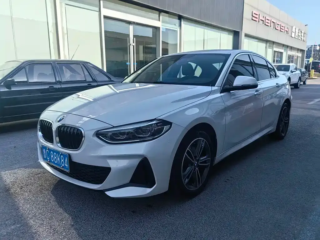 BMW 1 Series — фото 1