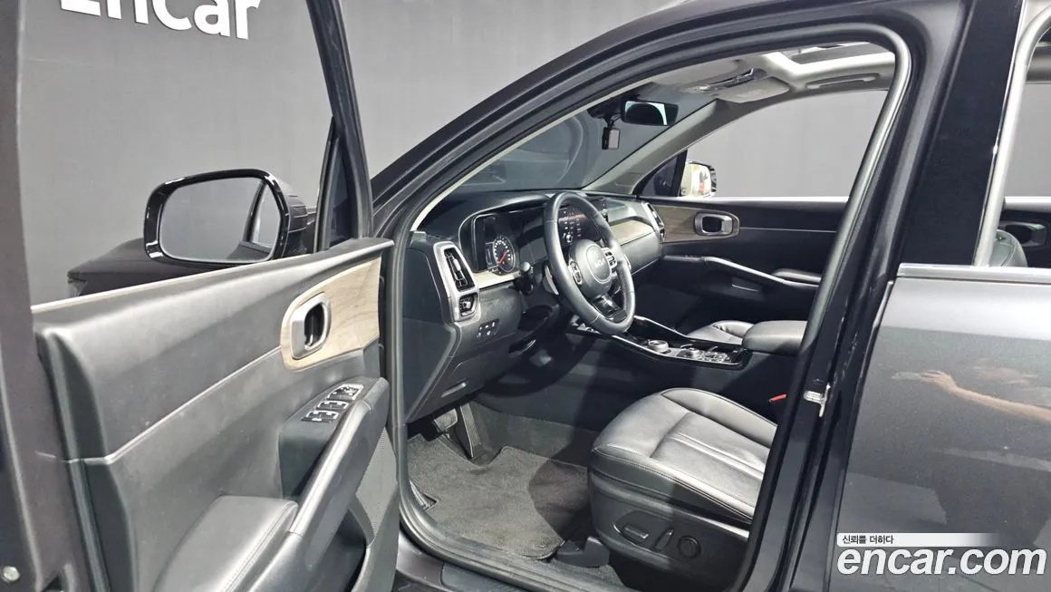 Kia Sorento — фото 9
