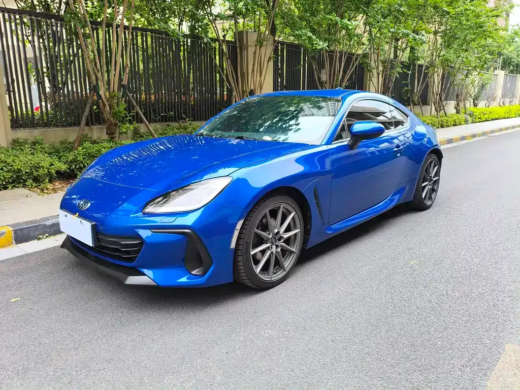 Subaru BRZ — фото 1