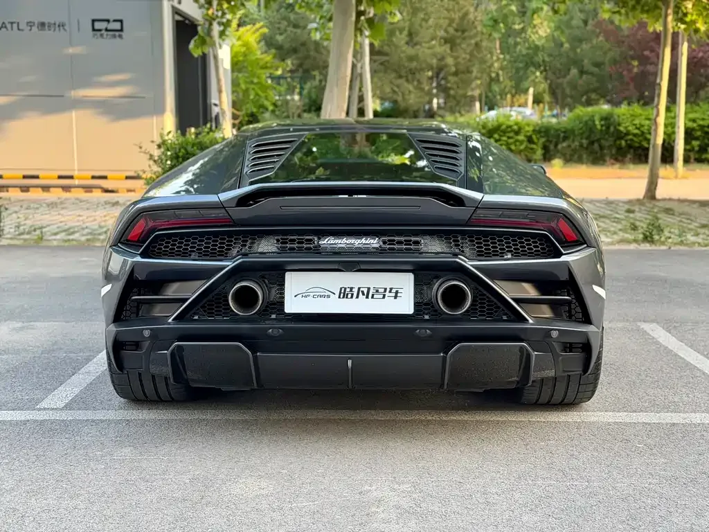 Lamborghini Huracan — фото 5