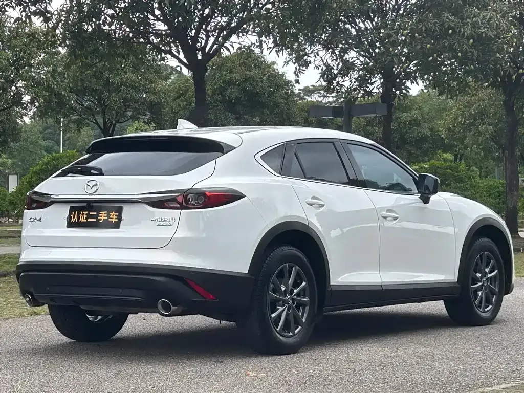Mazda CX-4 — фото 9