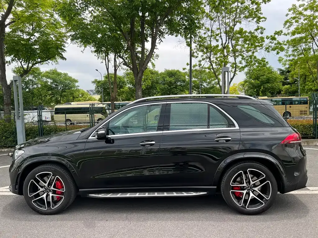 Mercedes-Benz GLE — фото 6