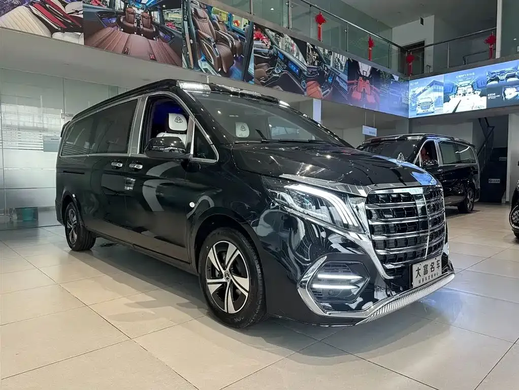 Mercedes-Benz Vito — фото 1