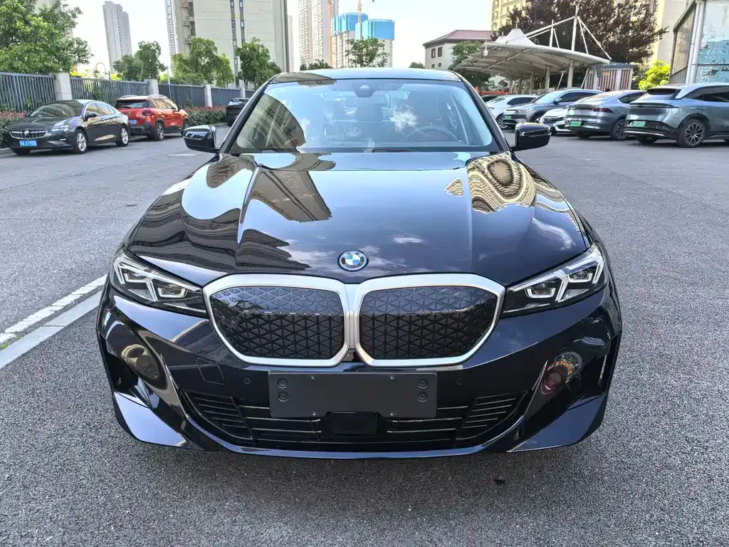 BMW i3 — фото 9