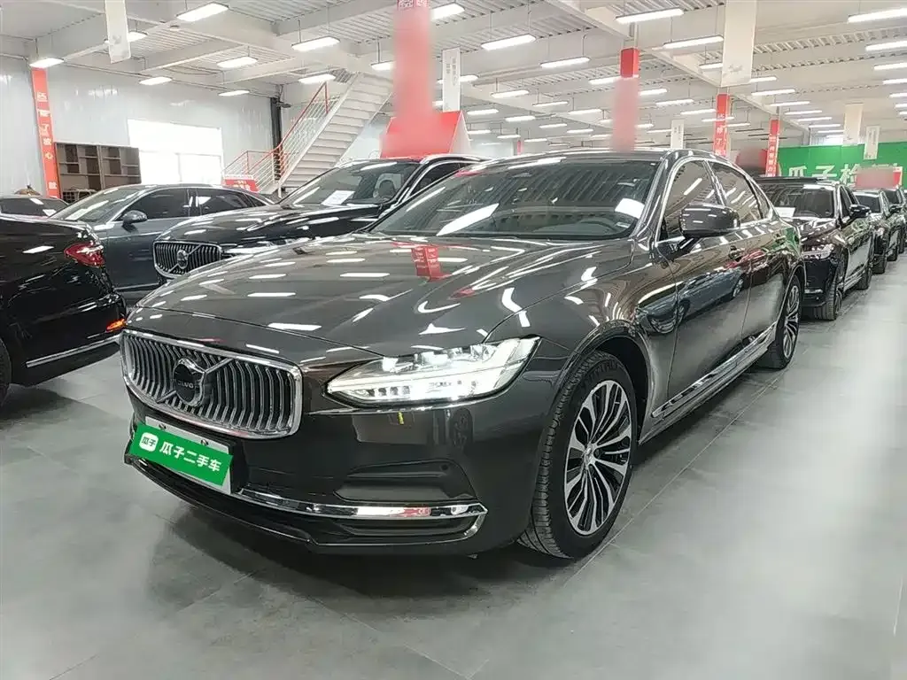 Volvo S90 — фото 9