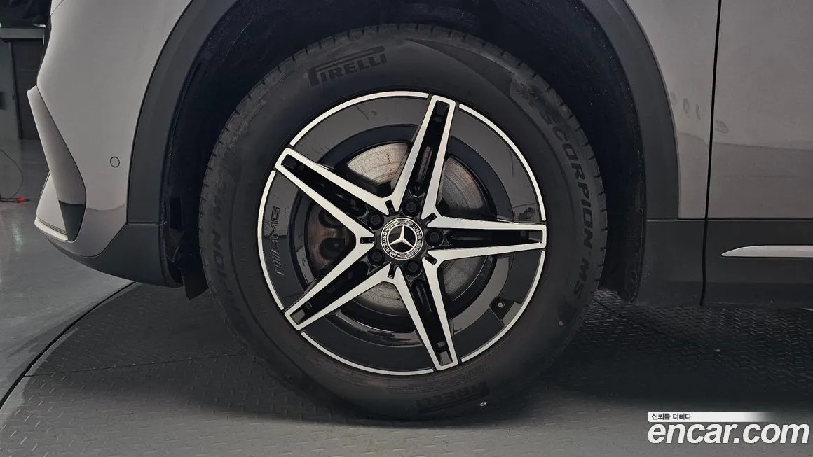 Mercedes-Benz EQA — фото 9