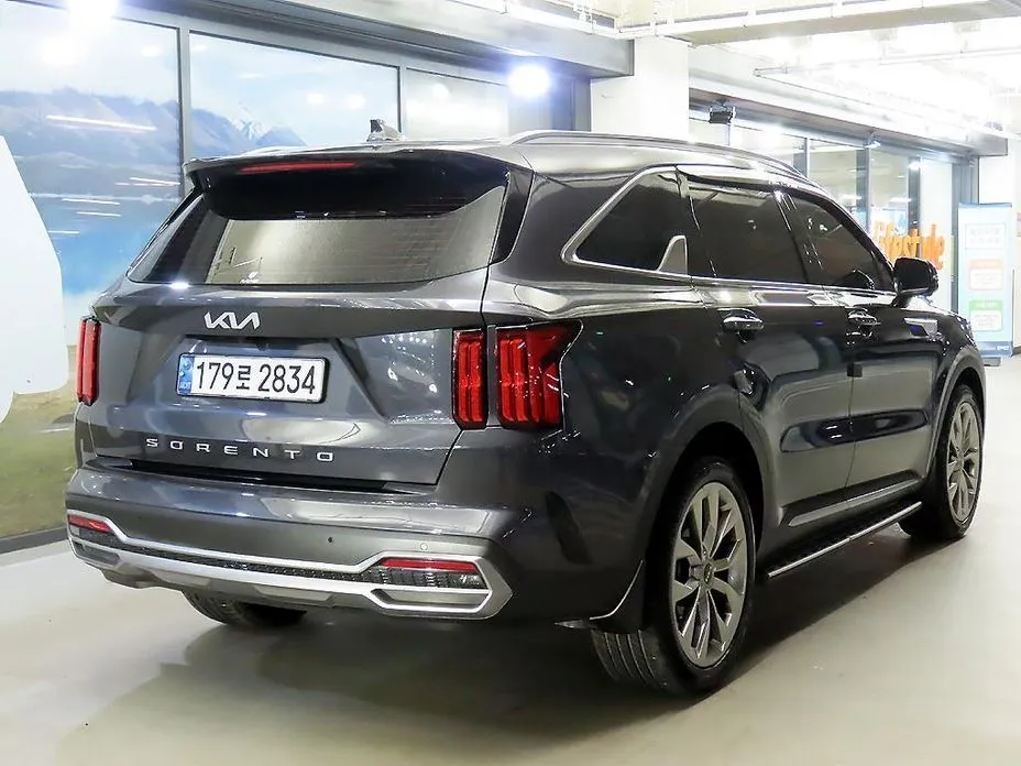 Kia Sorento — фото 4