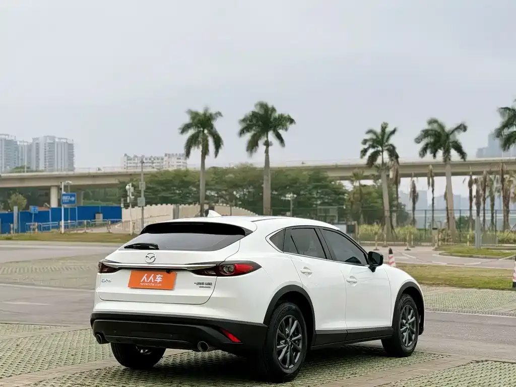 Mazda CX-4 — фото 9