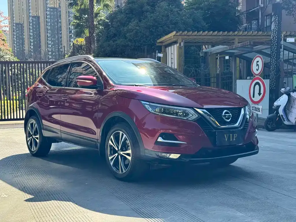 Nissan Qashqai — фото 6