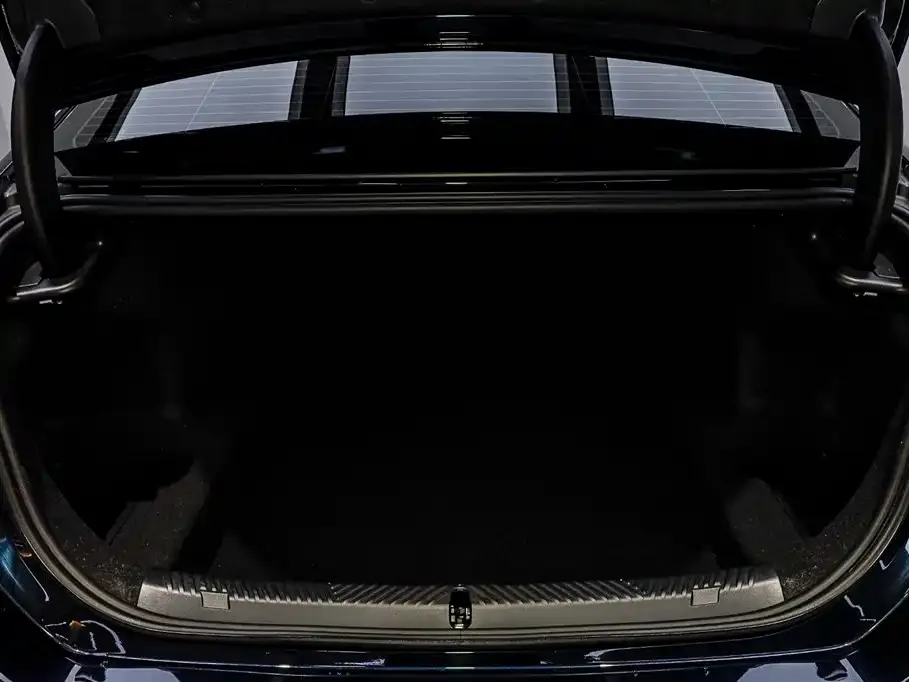 BMW 5 Series — фото 3