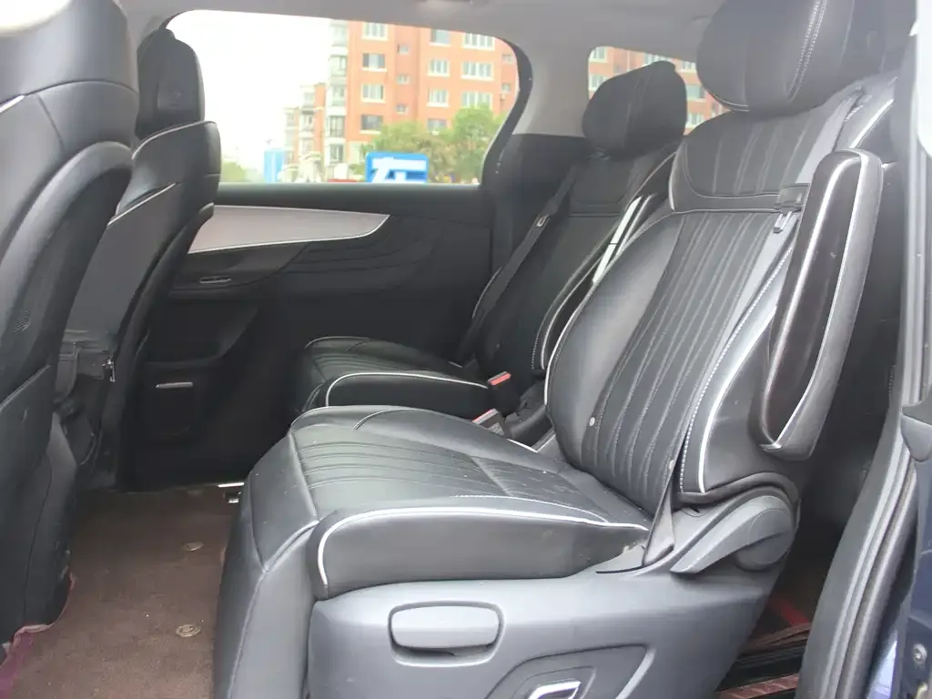 Roewe iMAX8 — фото 6