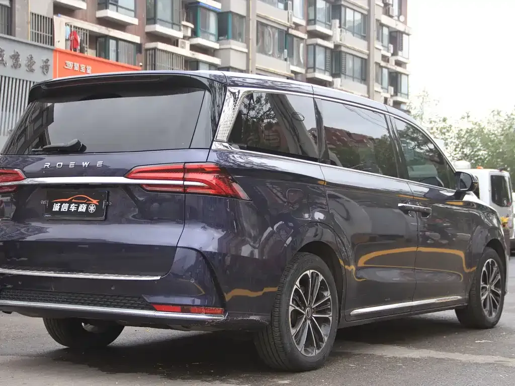 Roewe iMAX8 — фото 10