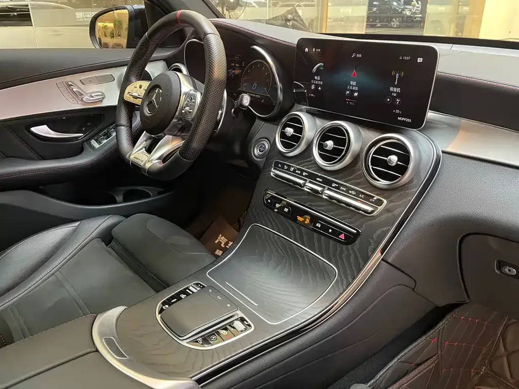 Mercedes-Benz GLC Coupe AMG — фото 8