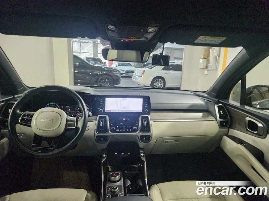 Kia Sorento — фото 6