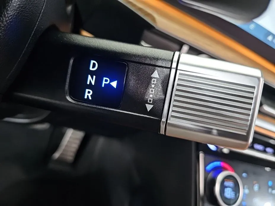 Hyundai Santafe — фото 3